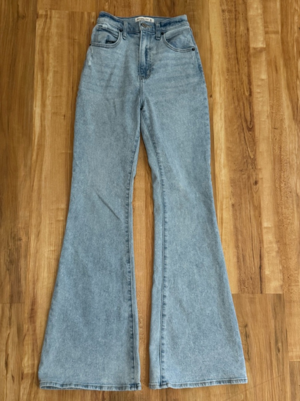 Abercrombie and Fitch The Flare Ultra High Rise Curve Love Jeans Women’s 00/24